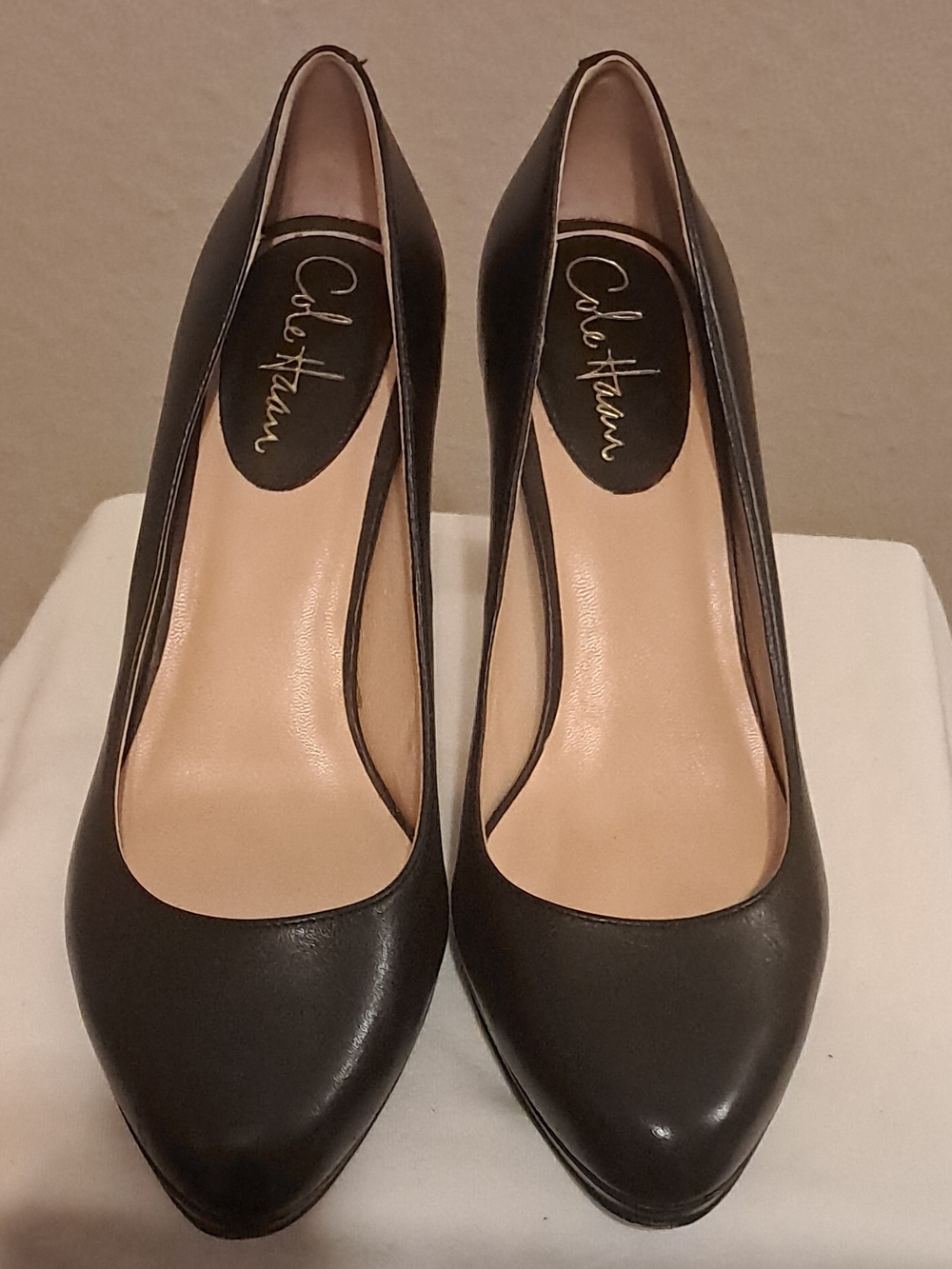 Cole Haan Black Leather Pointed Pumps with Nude Insole